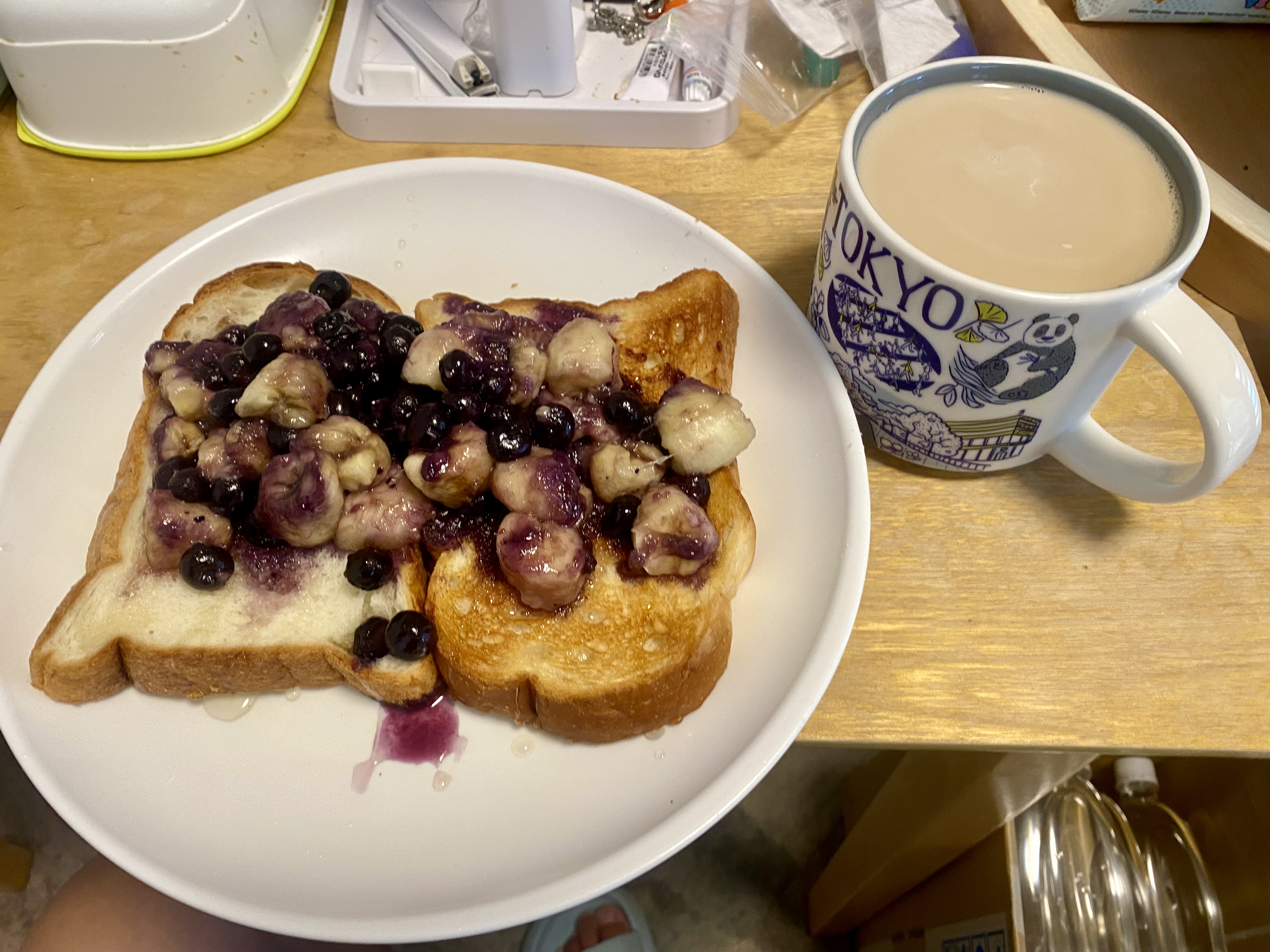 バナナとブルーベリーの朝食トースト
